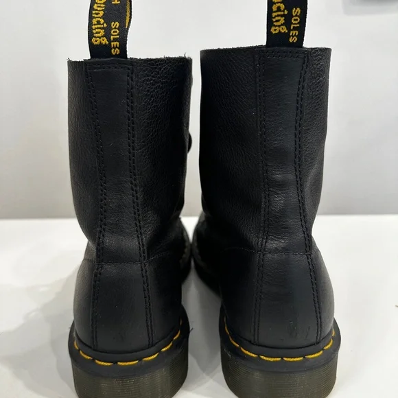 Dr. Martens 1460 Pascal Black Leather Boots 🖤 - Picture 5 of 16